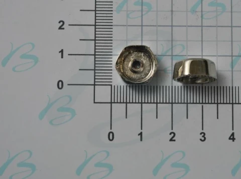 ZAMAK THREADED STUD WITHOUT SCREWS 