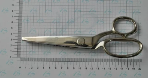 SCISSOR TOOL 195 mm ZIG ZAG CUT